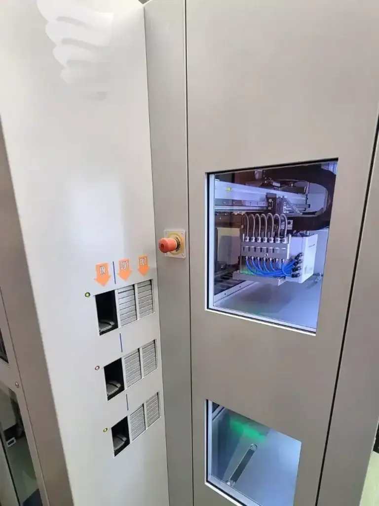 SynMed Robot Sideview